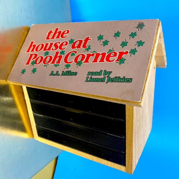 DISNEY VTG 90s WINNIE THE POOH THE HOUSE AT POOH CORNER 4 AUDIO CASSETTE SET - Picture 2 of 10